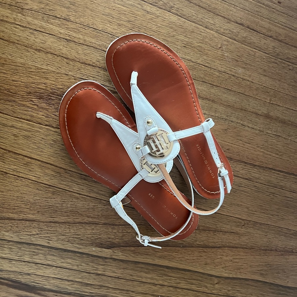 Tommy Hilfiger White Sandals 7.5 - like new